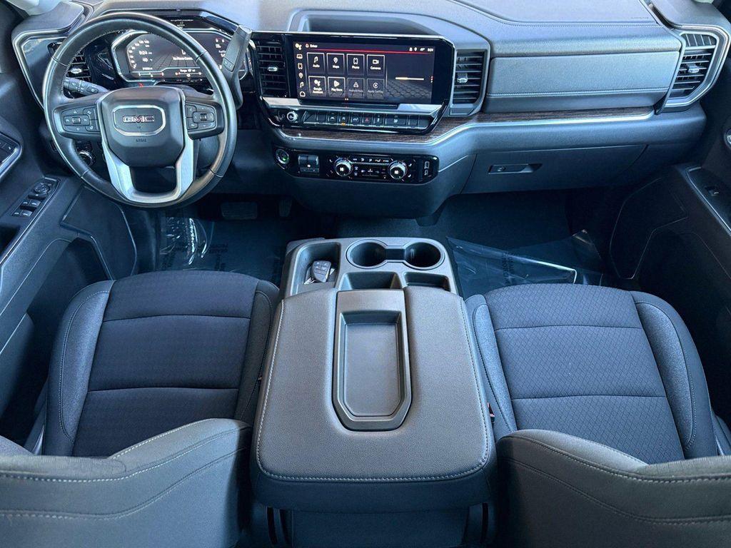 used 2023 GMC Sierra 1500 car, priced at $41,295