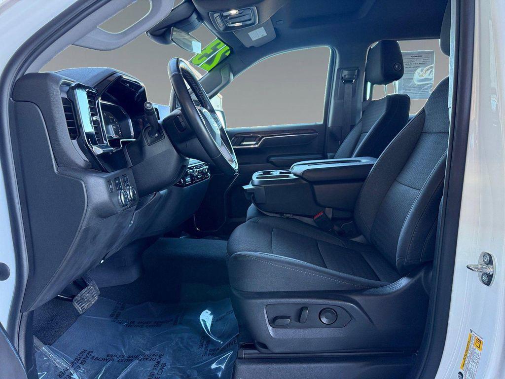 used 2023 GMC Sierra 1500 car, priced at $41,295