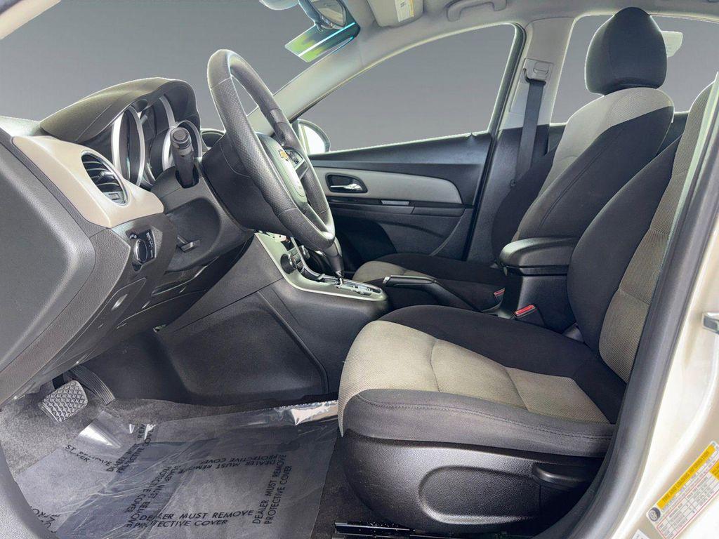 used 2013 Chevrolet Cruze car, priced at $6,295