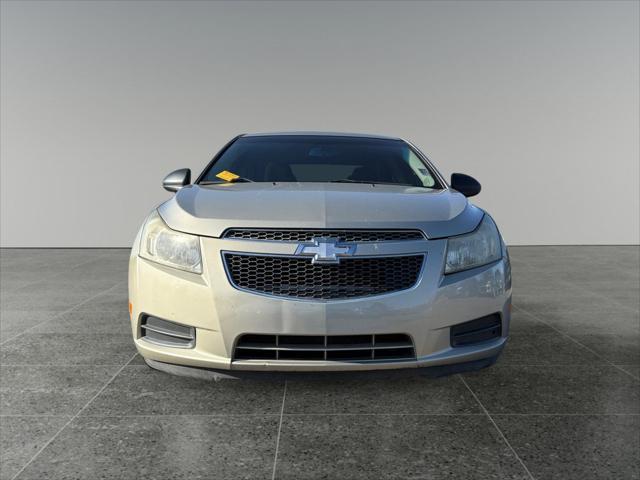 used 2013 Chevrolet Cruze car, priced at $4,999