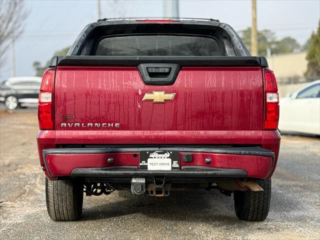 used 2007 Chevrolet Avalanche car, priced at $7,999