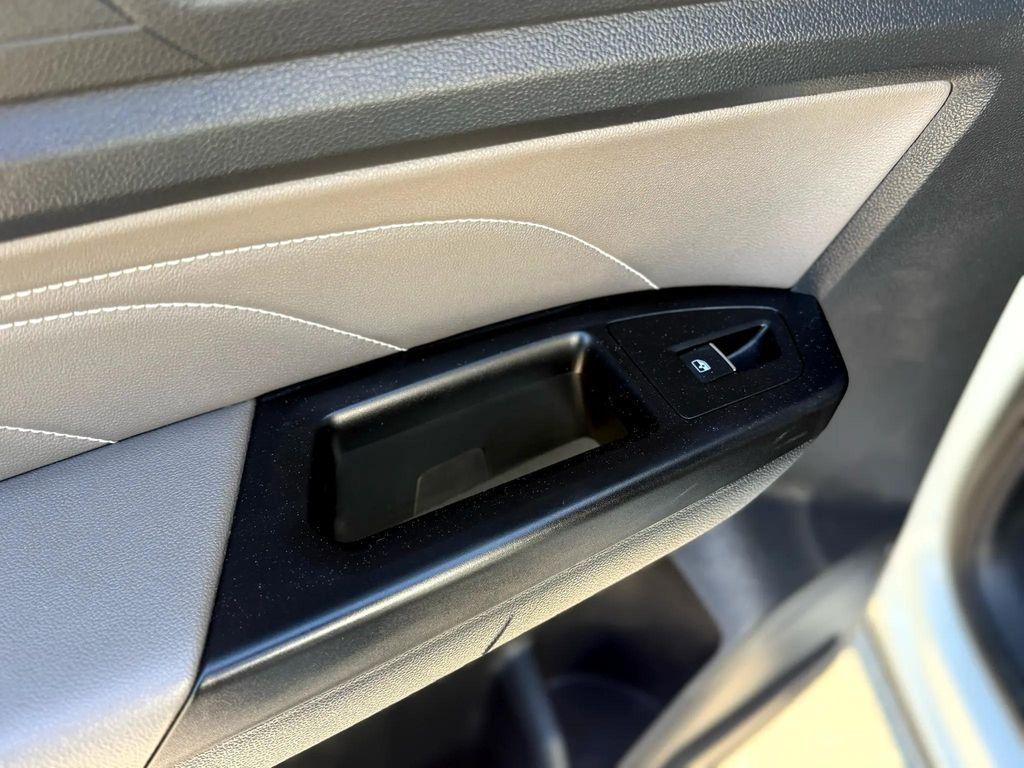 used 2021 Volkswagen Atlas car, priced at $16,999