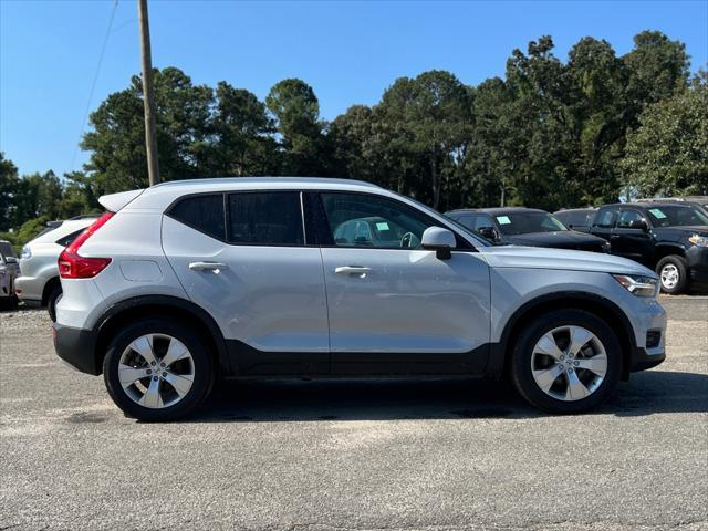 used 2022 Volvo XC40 car, priced at $23,990