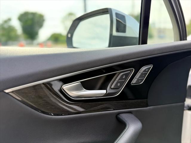 used 2018 Audi Q7 car, priced at $19,999