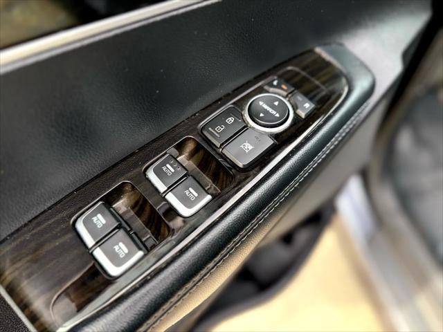 used 2019 Kia Sorento car, priced at $14,999