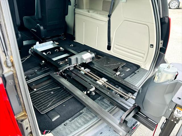 used 2015 Dodge Grand Caravan car, priced at $6,499
