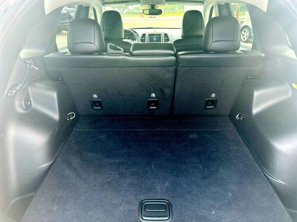 used 2019 Jeep Cherokee car, priced at $16,499