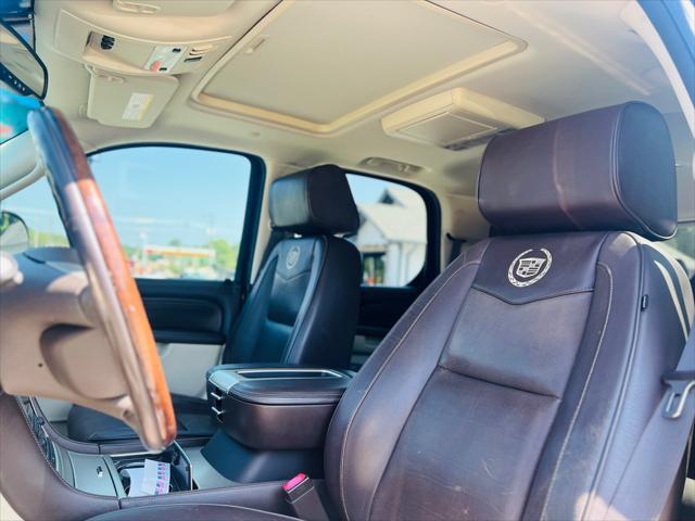 used 2014 Cadillac Escalade car, priced at $20,995