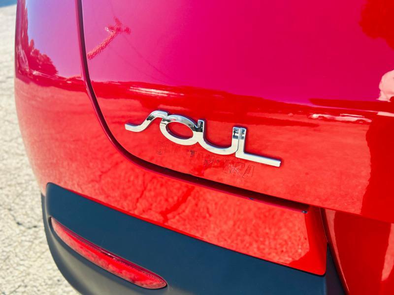used 2021 Kia Soul car, priced at $10,799