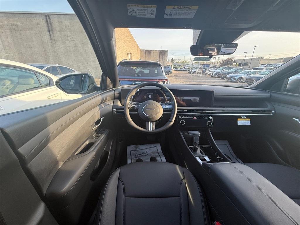 new 2025 Hyundai Tucson car, priced at $34,009
