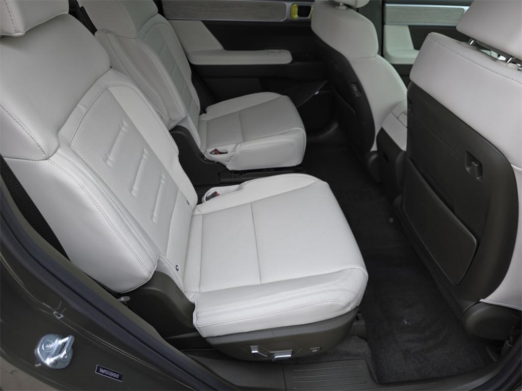 new 2025 Hyundai Santa Fe car, priced at $46,921