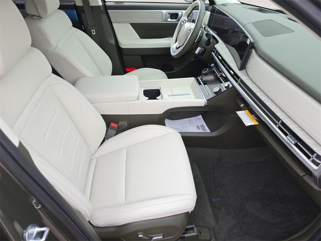 new 2025 Hyundai Santa Fe car, priced at $46,921