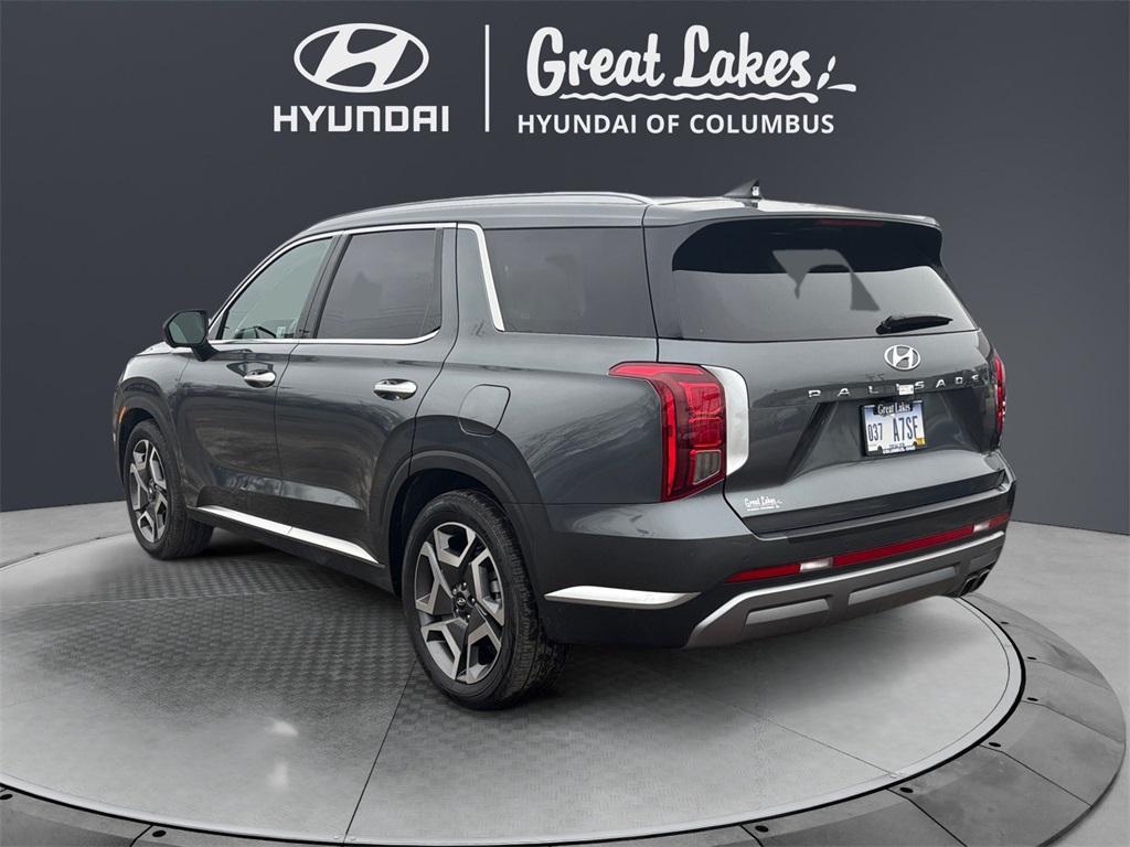 used 2024 Hyundai Palisade car, priced at $40,655