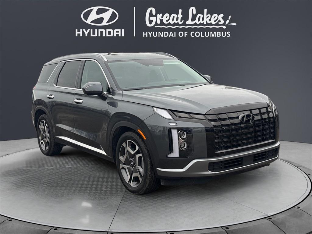 used 2024 Hyundai Palisade car, priced at $40,655