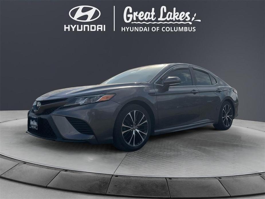 used 2019 Toyota Camry Hybrid car, priced at $20,677