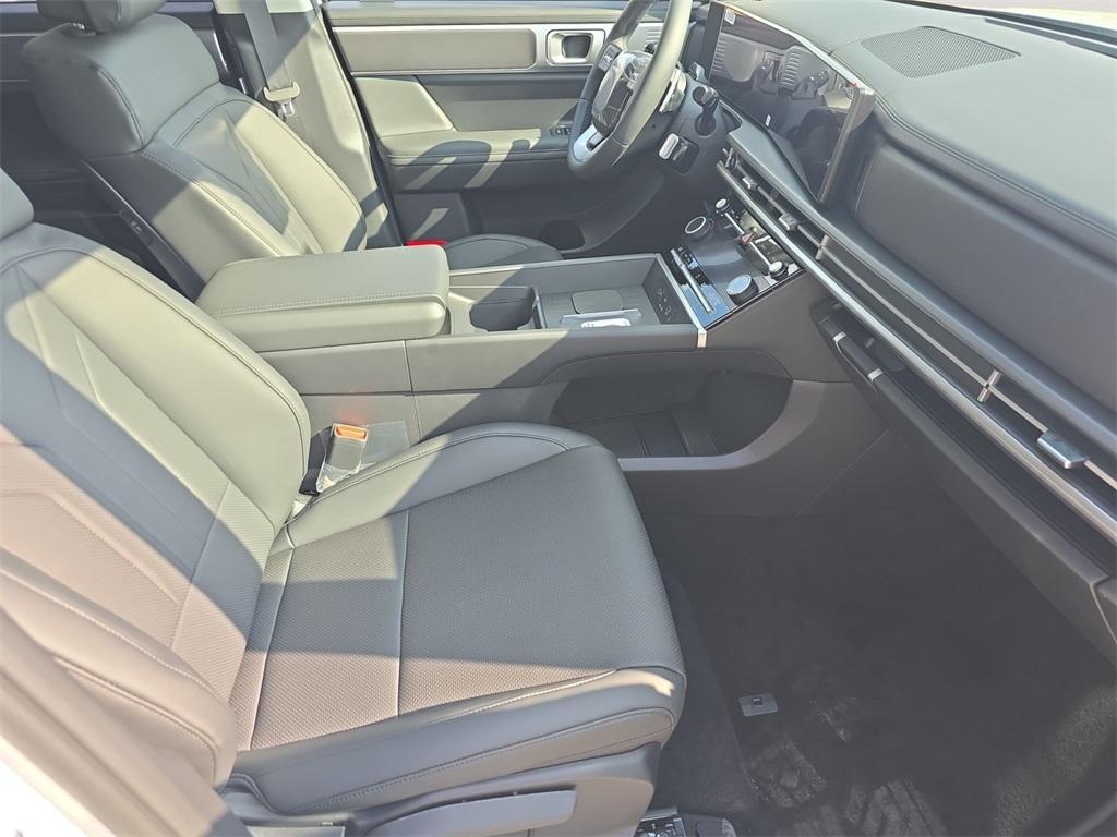 new 2025 Hyundai Santa Fe car, priced at $40,103