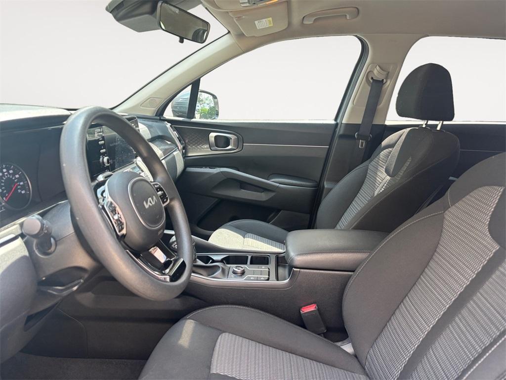 used 2023 Kia Sorento car, priced at $23,677