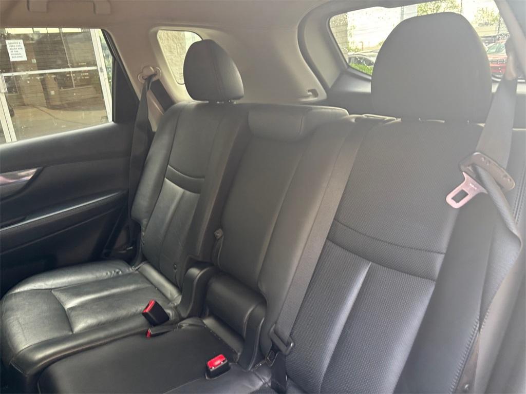 used 2015 Nissan Rogue car, priced at $10,355