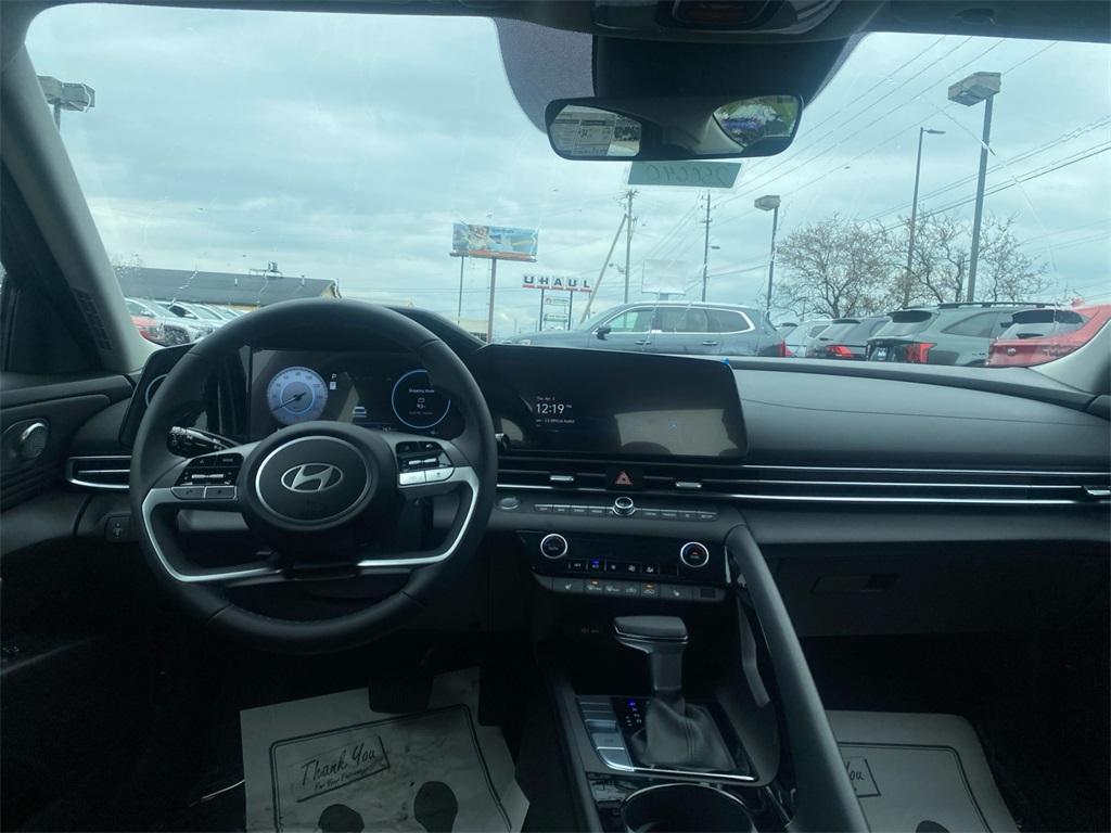 new 2025 Hyundai Elantra car, priced at $26,125