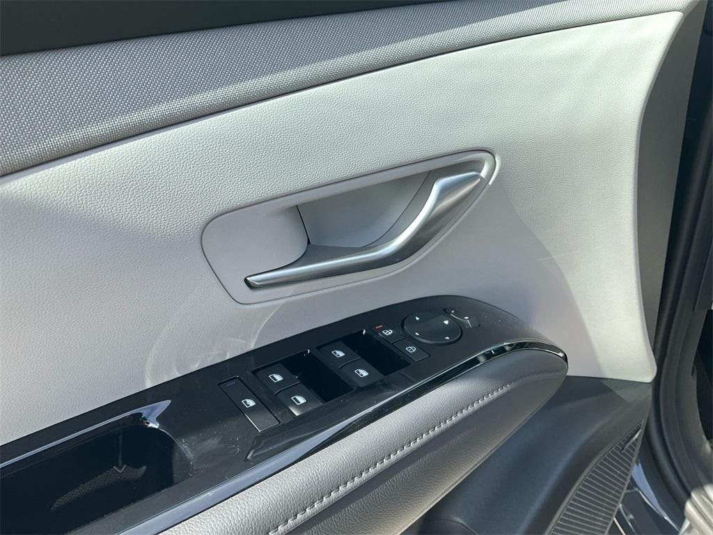 new 2025 Hyundai Tucson car, priced at $38,937