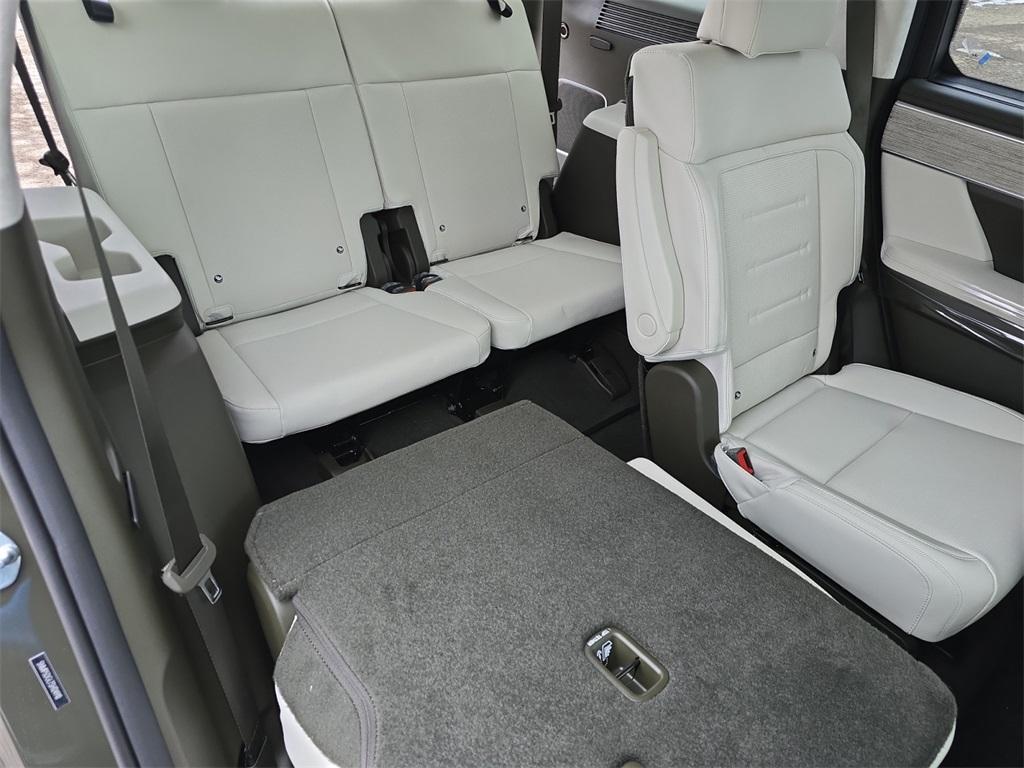 new 2025 Hyundai Santa Fe car, priced at $46,959