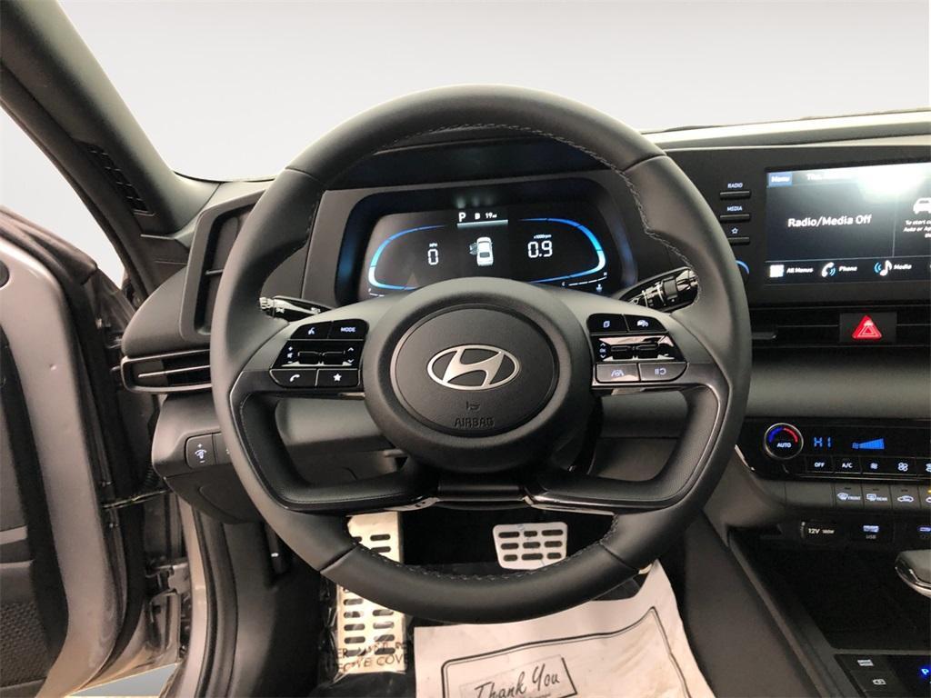 new 2025 Hyundai Elantra car, priced at $24,075