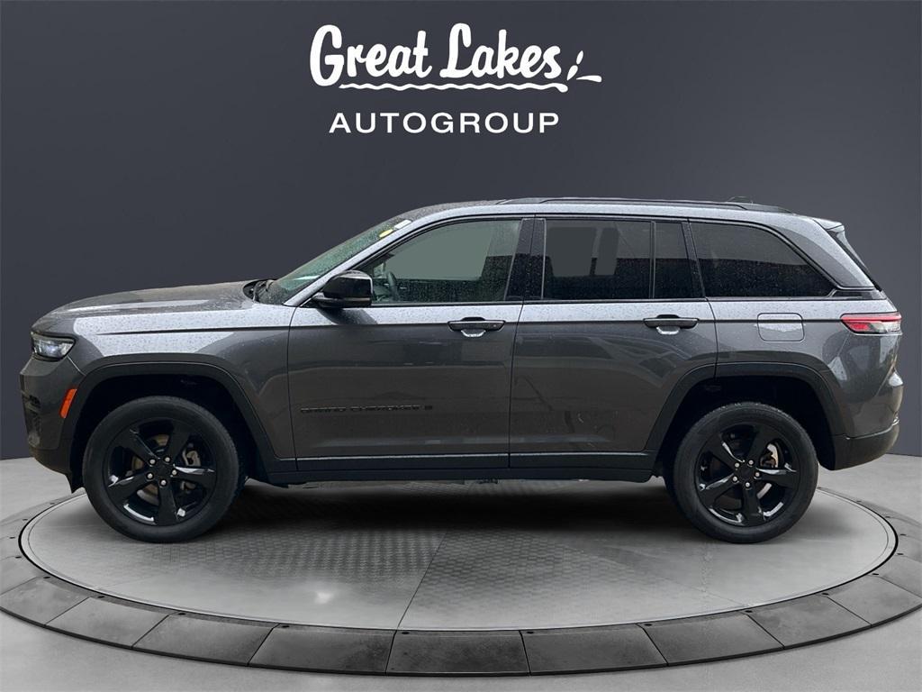 used 2023 Jeep Grand Cherokee car, priced at $27,433