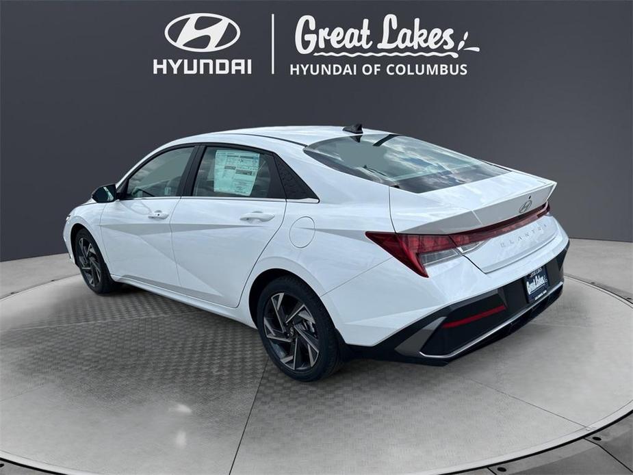 new 2024 Hyundai Elantra car, priced at $24,111