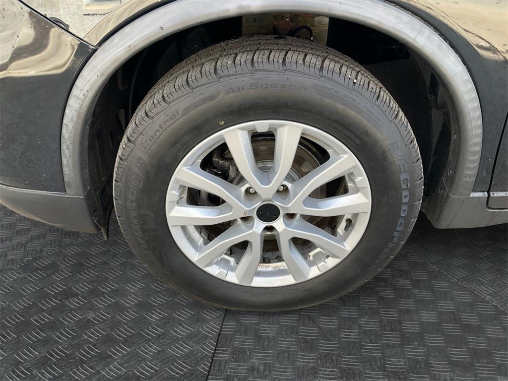 used 2018 Nissan Rogue car, priced at $14,677