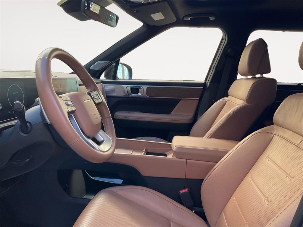 used 2025 Hyundai Santa Fe car, priced at $39,633