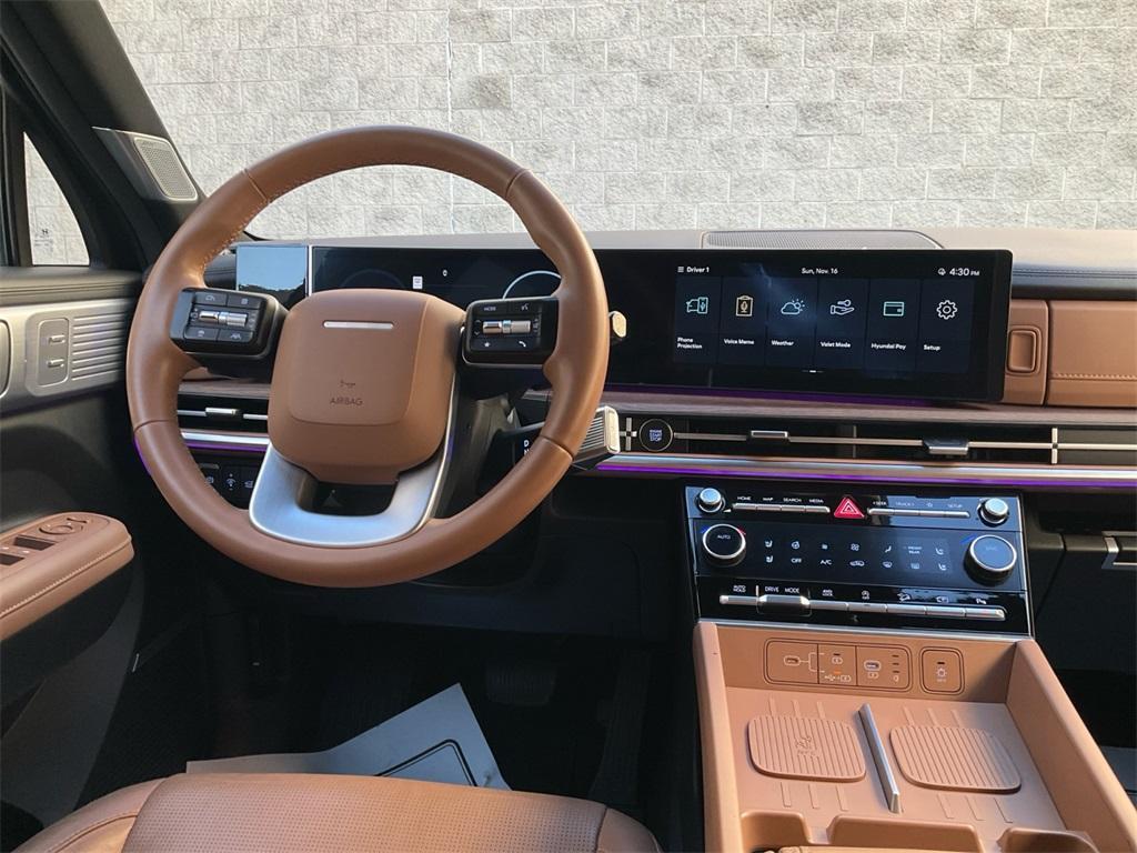 used 2025 Hyundai Santa Fe car, priced at $39,633