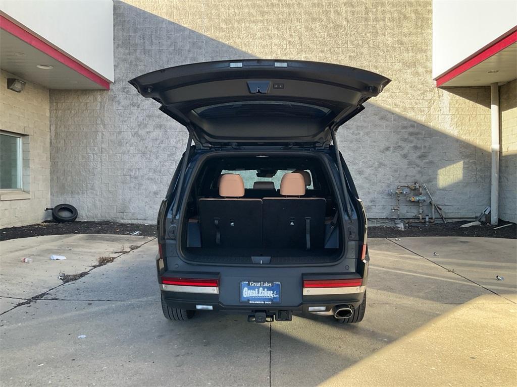 used 2025 Hyundai Santa Fe car, priced at $39,633