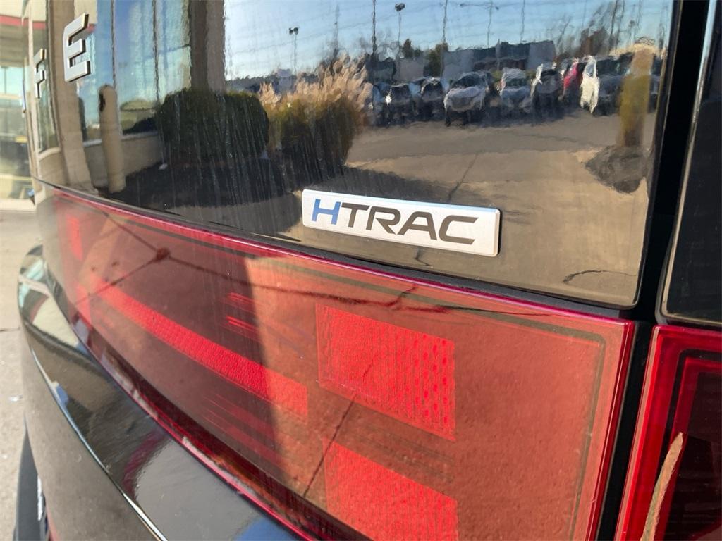 used 2025 Hyundai Santa Fe car, priced at $39,633