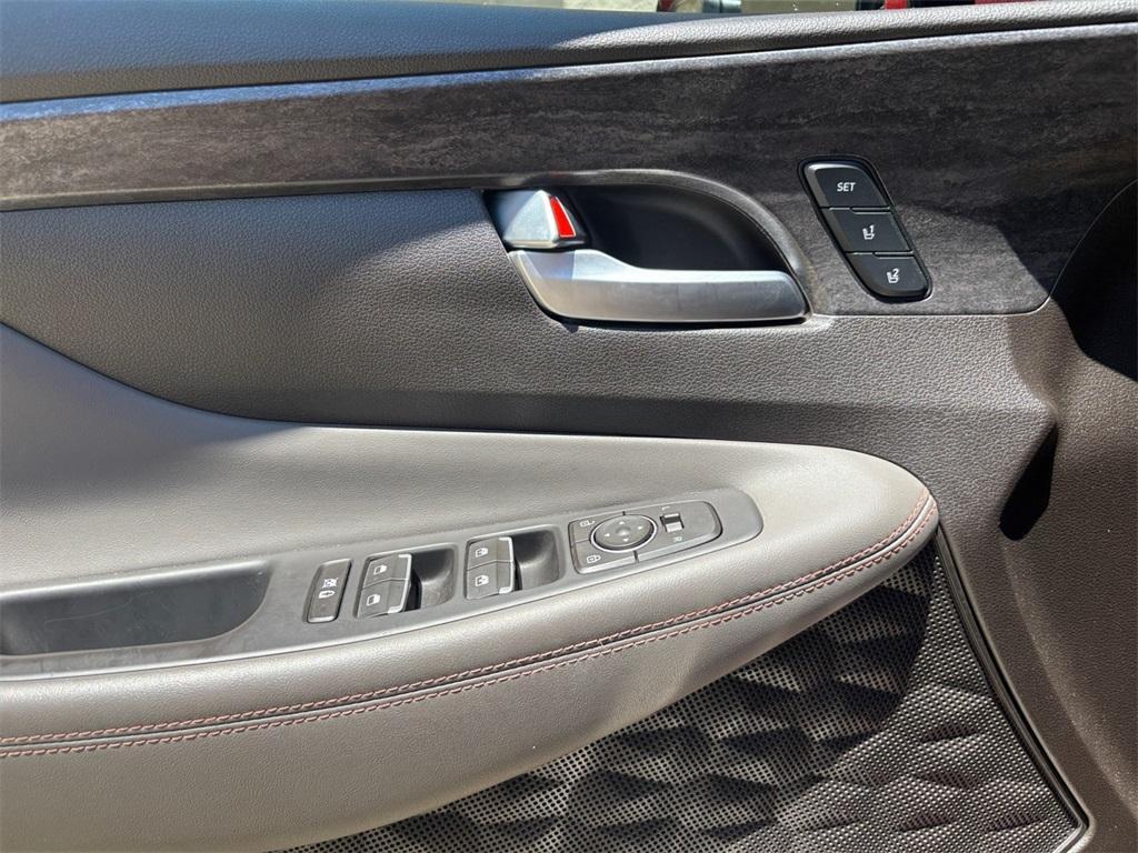 used 2019 Hyundai Santa Fe car, priced at $21,977