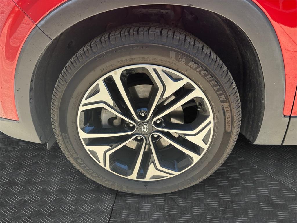 used 2019 Hyundai Santa Fe car, priced at $21,977
