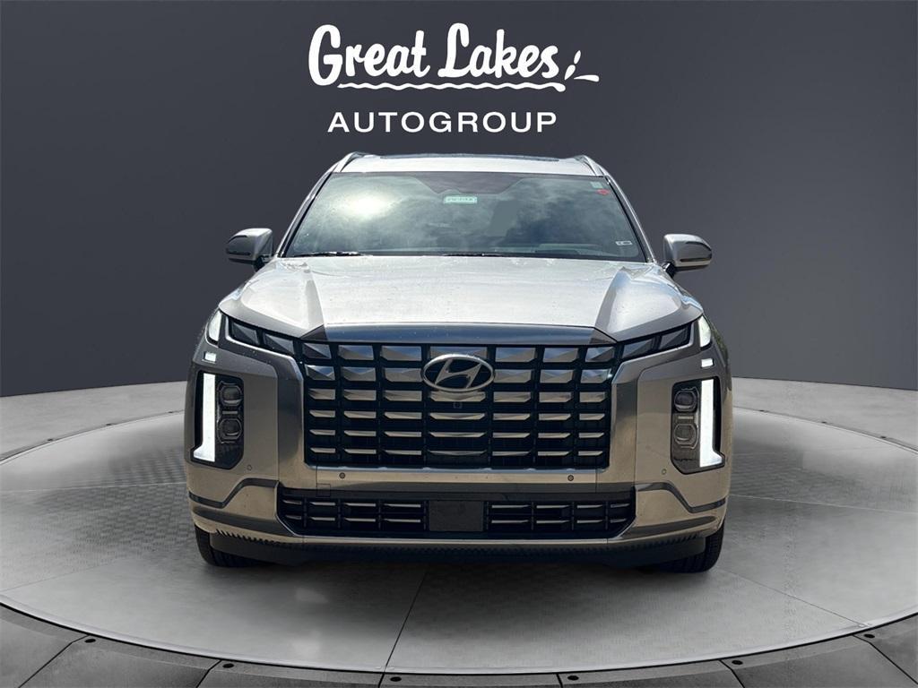 used 2025 Hyundai Palisade car, priced at $45,877