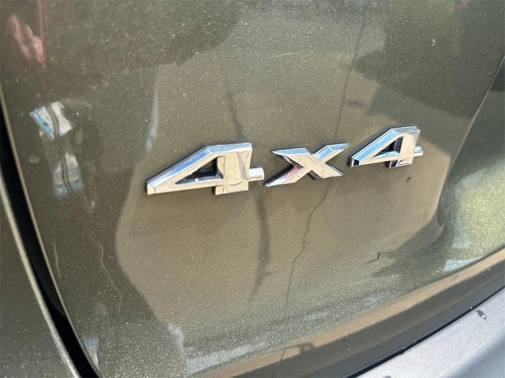used 2020 Jeep Cherokee car, priced at $15,977