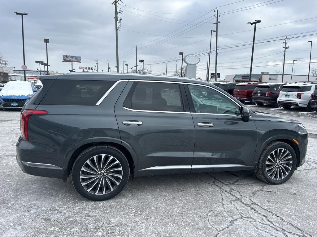 used 2023 Hyundai Palisade car, priced at $36,333