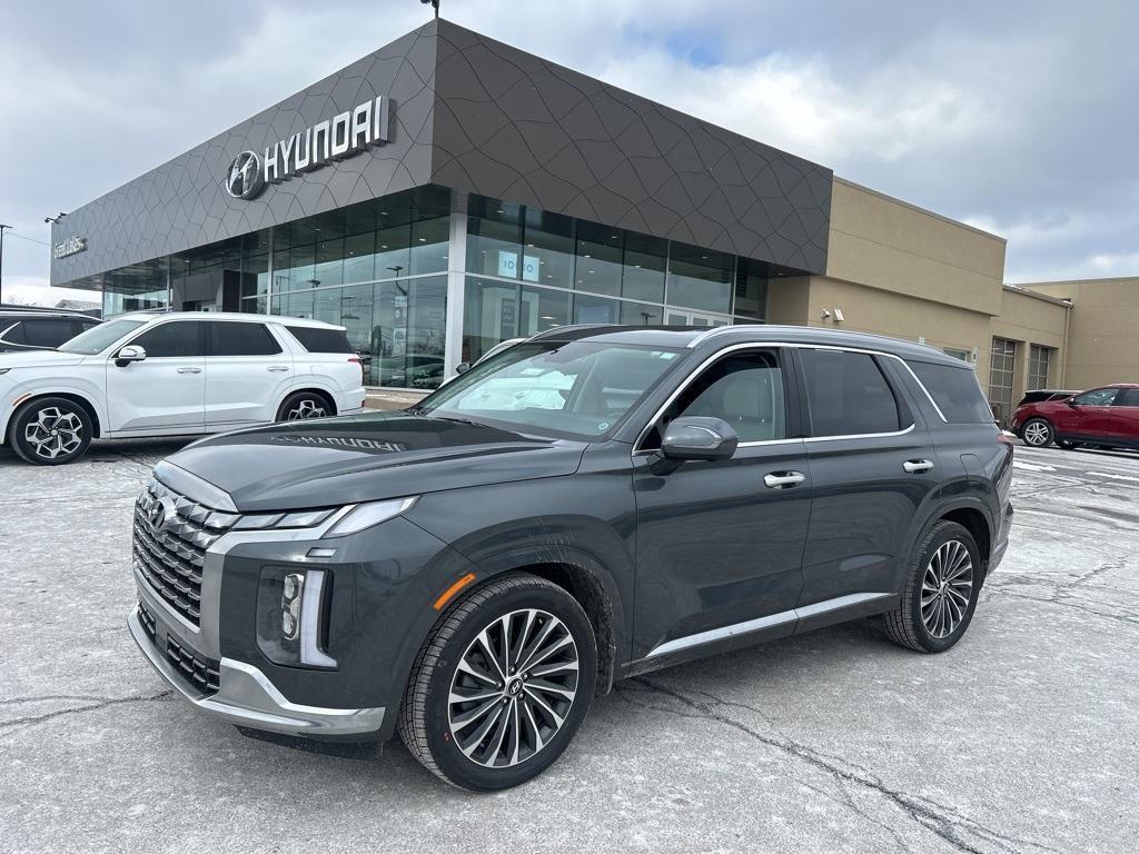 used 2023 Hyundai Palisade car, priced at $36,333