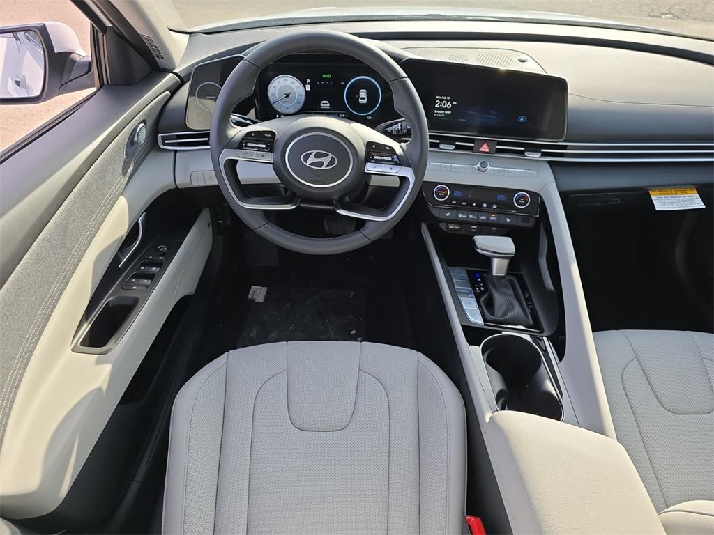 new 2025 Hyundai Elantra car, priced at $26,236