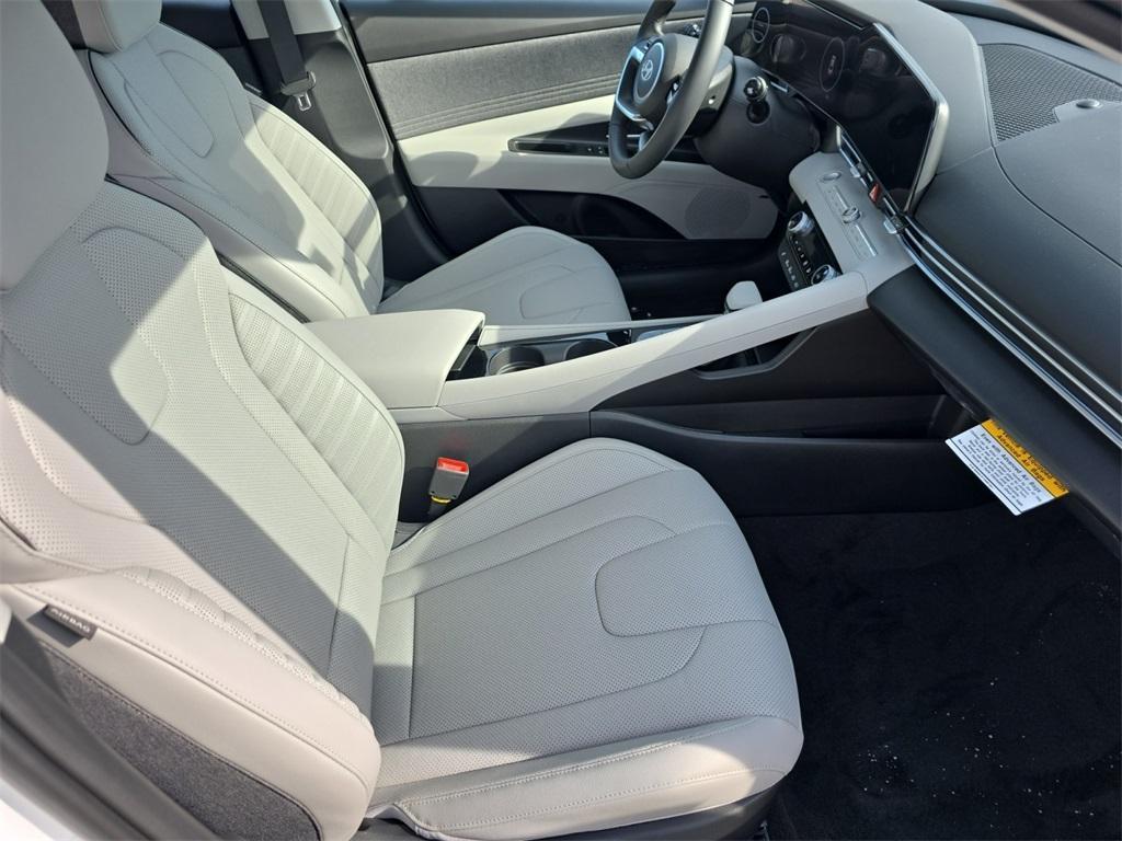 new 2025 Hyundai Elantra car, priced at $26,236