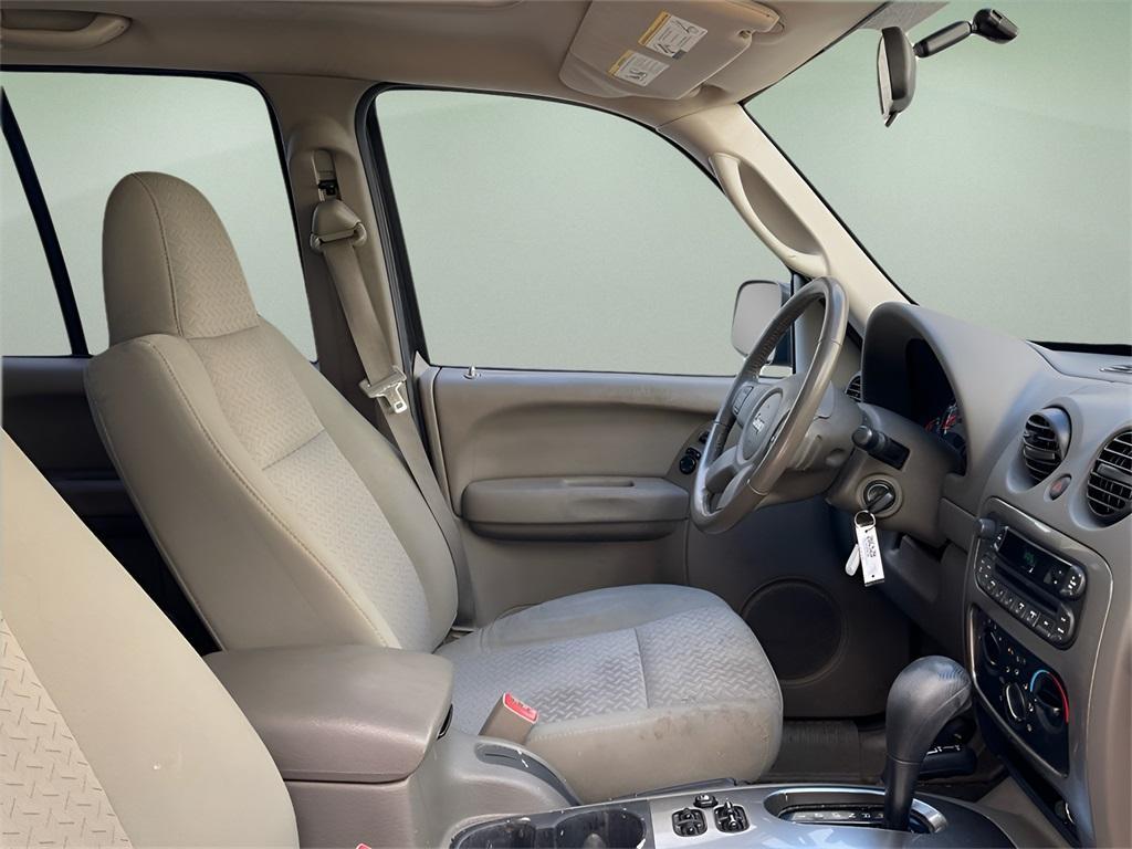 used 2005 Jeep Liberty car, priced at $3,333