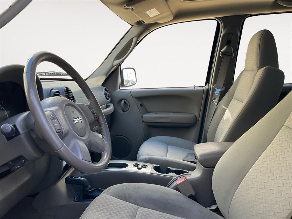 used 2005 Jeep Liberty car, priced at $3,933