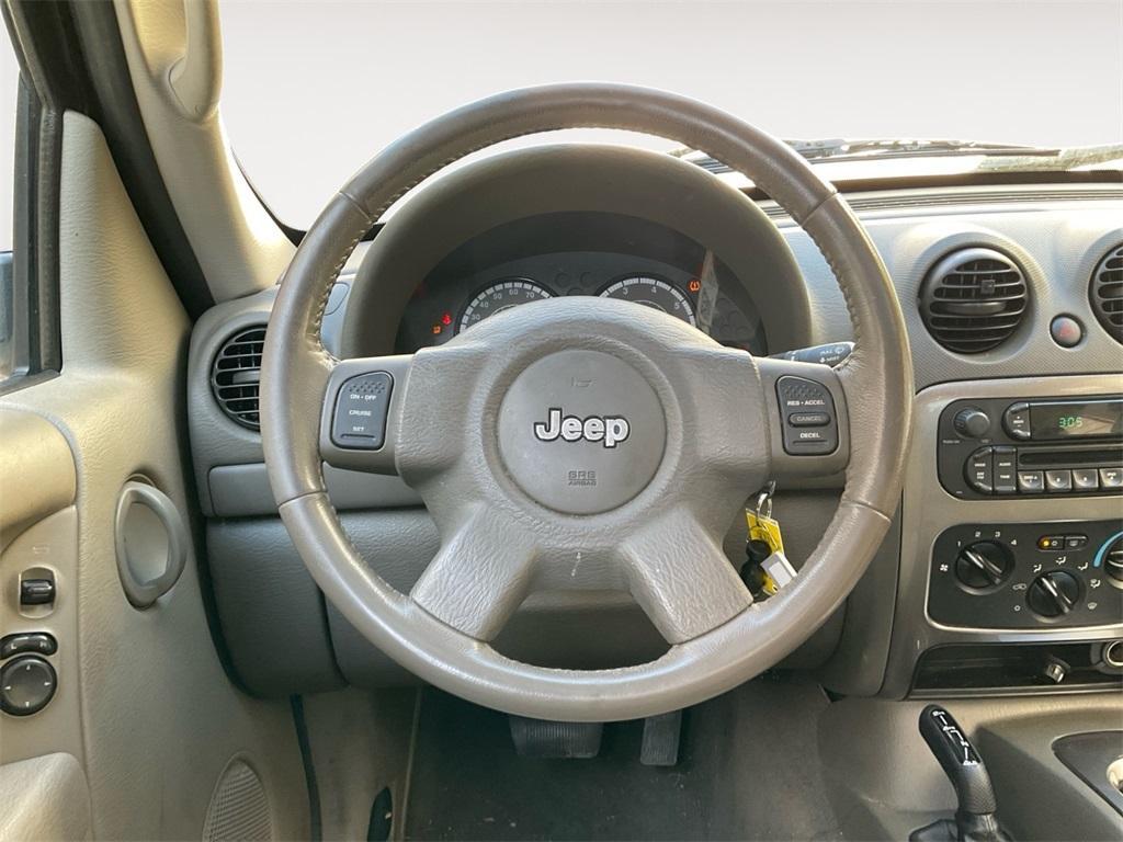 used 2005 Jeep Liberty car, priced at $3,333