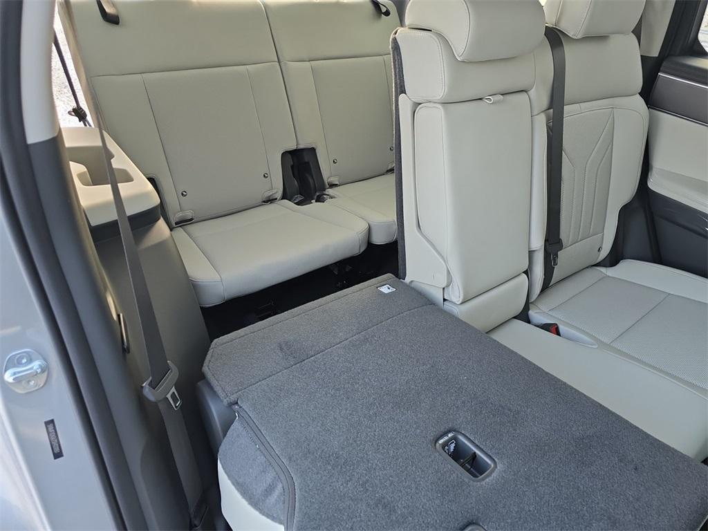 new 2025 Hyundai Santa Fe car, priced at $37,405