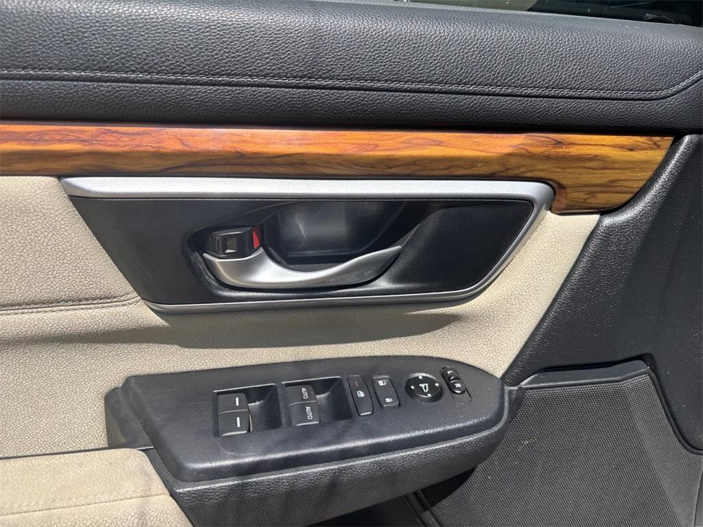 used 2018 Honda CR-V car, priced at $17,977