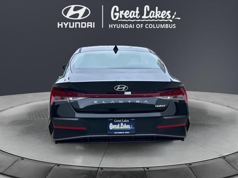 new 2024 Hyundai Elantra car, priced at $23,659