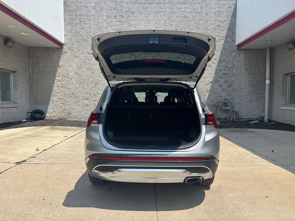 used 2022 Hyundai Santa Fe car, priced at $23,833