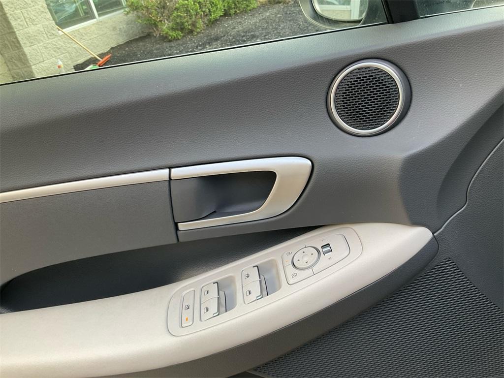 used 2025 Hyundai Sonata car, priced at $22,933