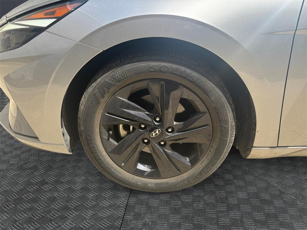 used 2021 Hyundai Elantra car, priced at $18,977